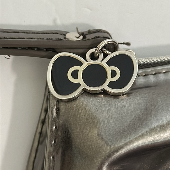 Hello Kitty Y2K Gunmetal Gray Makeup Case, Wristlet, Clutch, Bow, NEW wot